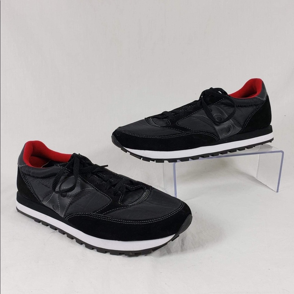 Saucony tenis shoes red and black men’s size 13